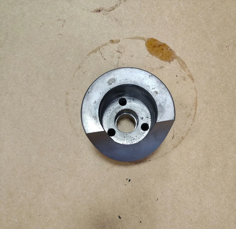 Tłok siłownika obrotu do koparki Ostrówek - Plastimetal Siennica